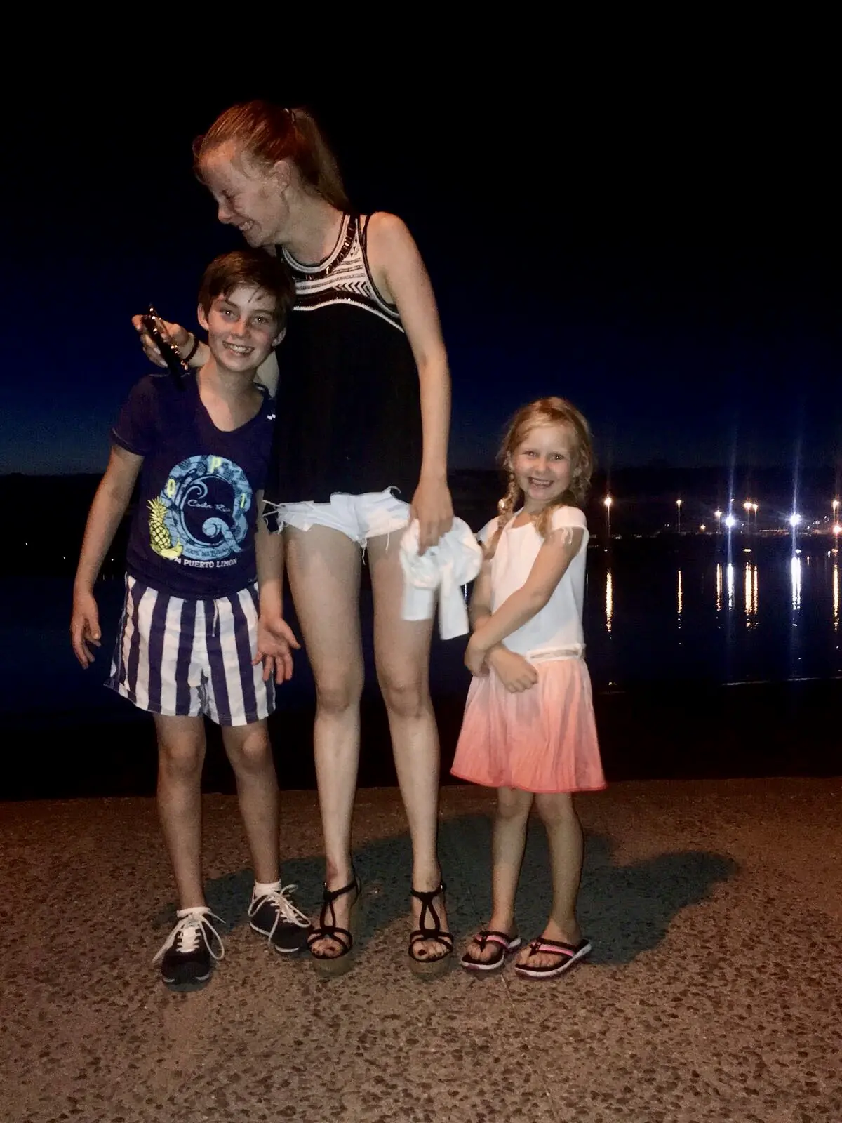 Nikki, Mart en Madelief